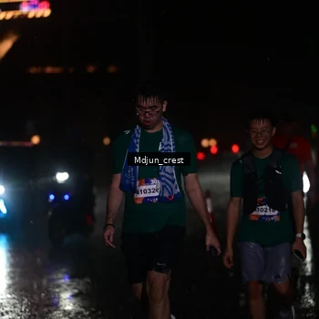 Runner Photo 7863480