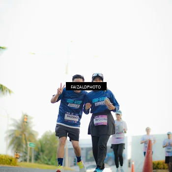 Runner Photo 7863488