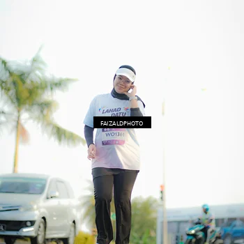 Runner Photo 7863572