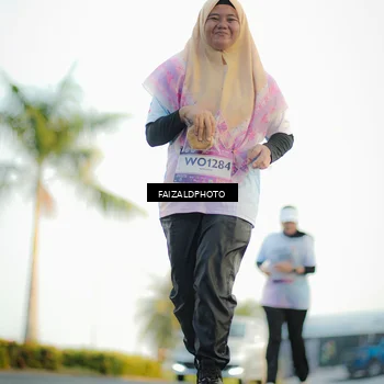 Runner Photo 7863596