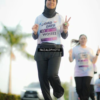 Runner Photo 7863648