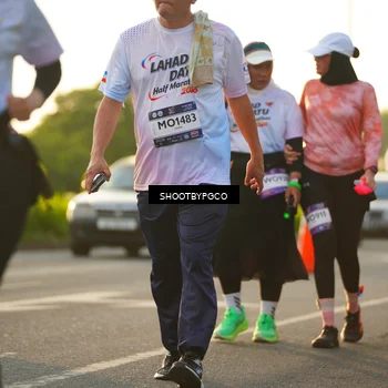 Runner Photo 7863657