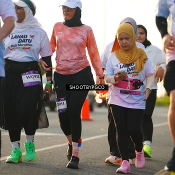 Runner Photo 7863663