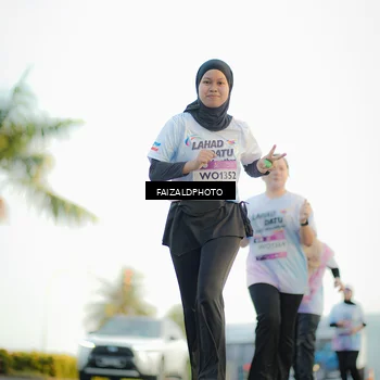 Runner Photo 7863674