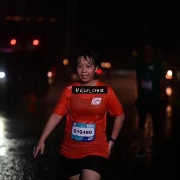 Runner Photo 7863675