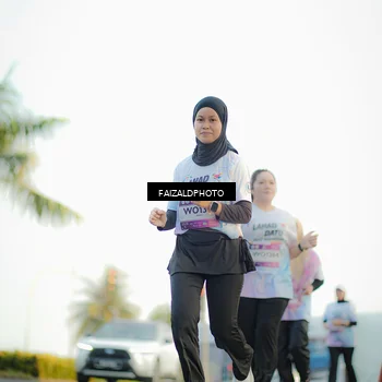 Runner Photo 7863681