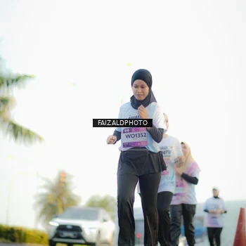 Runner Photo 7863690