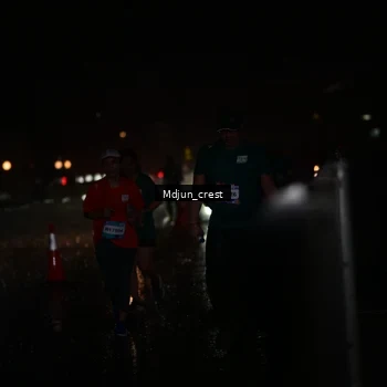 Runner Photo 7863751