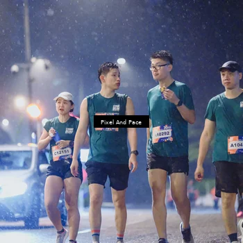Runner Photo 7863768