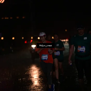 Runner Photo 7863776