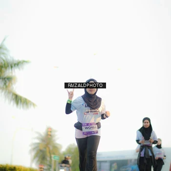 Runner Photo 7863779