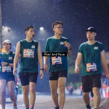 Runner Photo 7863791