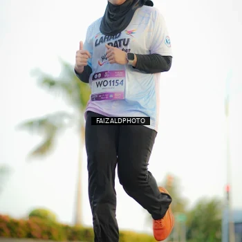 Runner Photo 7863796