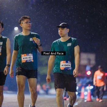 Runner Photo 7863811