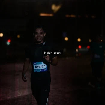 Runner Photo 7863848
