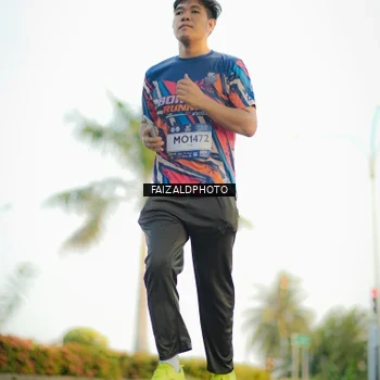 Runner Photo 7863876
