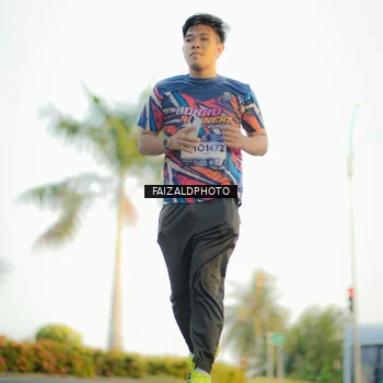 Runner Photo 7863879
