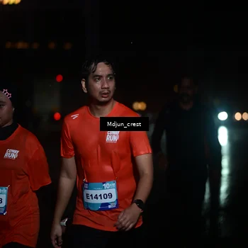Runner Photo 7863937