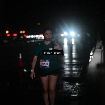 Runner Photo 7863985