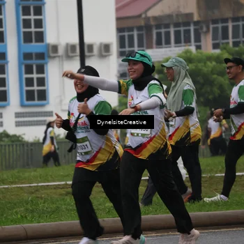 Runner Photo 7864029