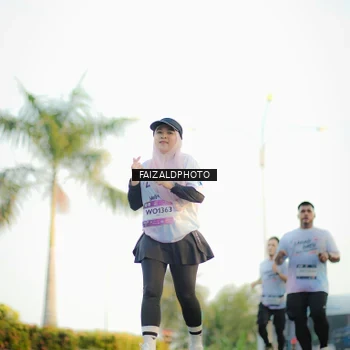 Runner Photo 7864032