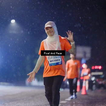 Runner Photo 7864077