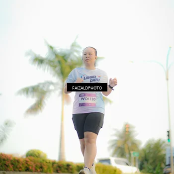 Runner Photo 7864092
