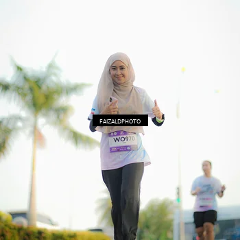 Runner Photo 7864111