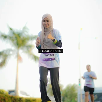 Runner Photo 7864118