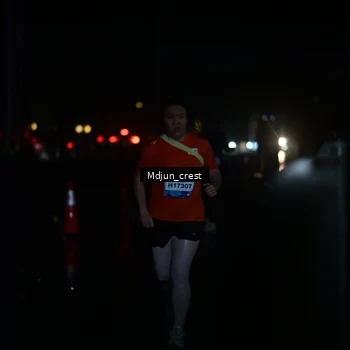 Runner Photo 7864188