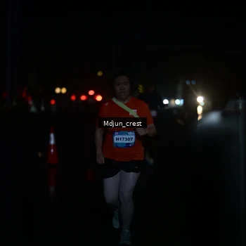 Runner Photo 7864191