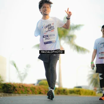 Runner Photo 7864263