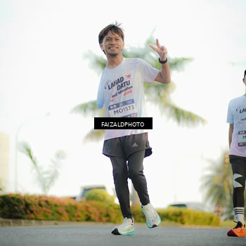 Runner Photo 7864288