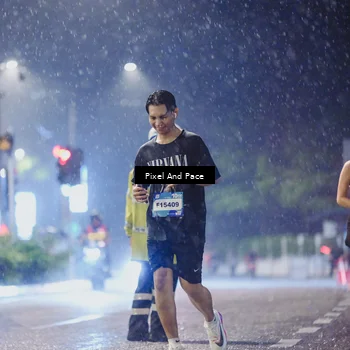 Runner Photo 7864291