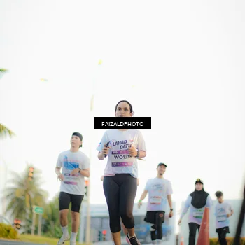 Runner Photo 7864416