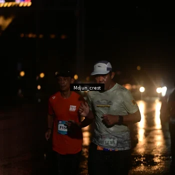 Runner Photo 7864485