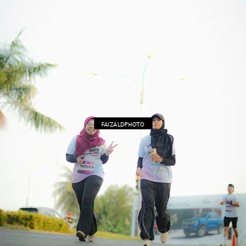 Runner Photo 7864496