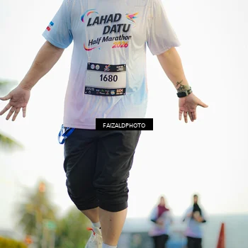 Runner Photo 7864539