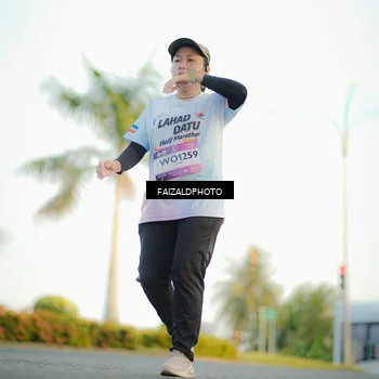 Runner Photo 7864541