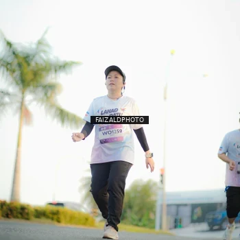 Runner Photo 7864568