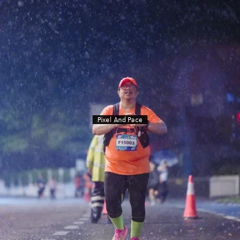 Runner Photo 7864623