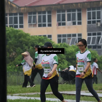 Runner Photo 7864650