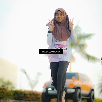Runner Photo 7864663