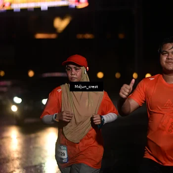 Runner Photo 7864692