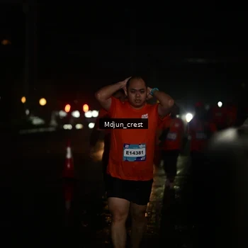 Runner Photo 7864693