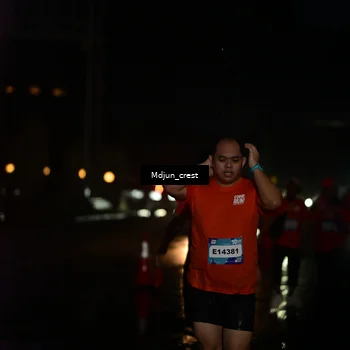 Runner Photo 7864700