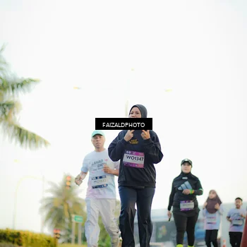 Runner Photo 7864709