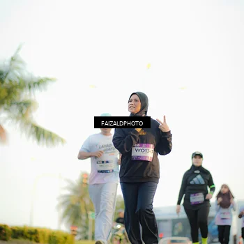Runner Photo 7864712