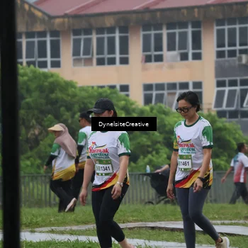 Runner Photo 7864736
