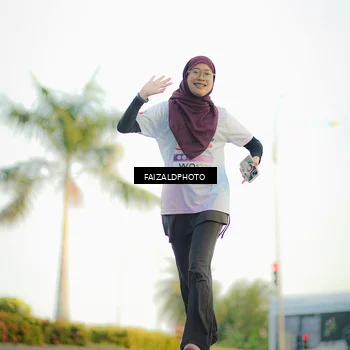 Runner Photo 7864749